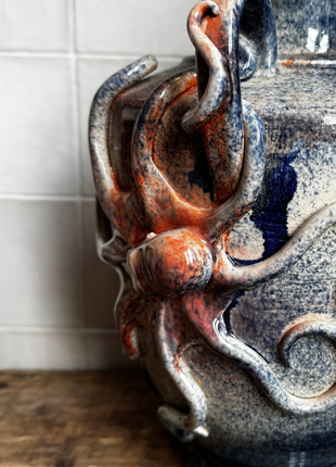 Fern Beall Octopus Vessell FBC01