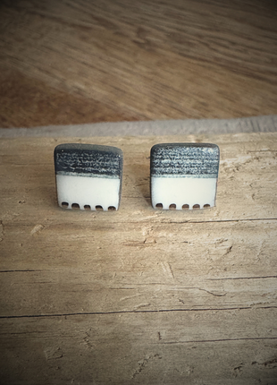 Katy Mai Landscape Studs