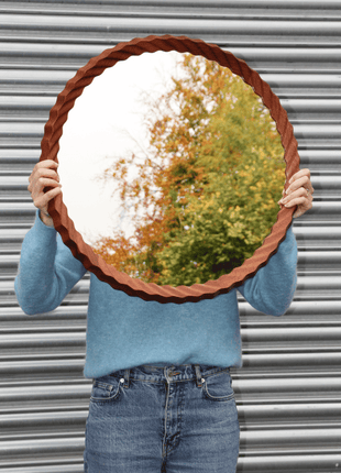 OINK, Kruller Midi Mirror, Sapele