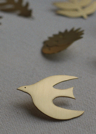 Follow The Magpie Brass Pin, The Wayfarer