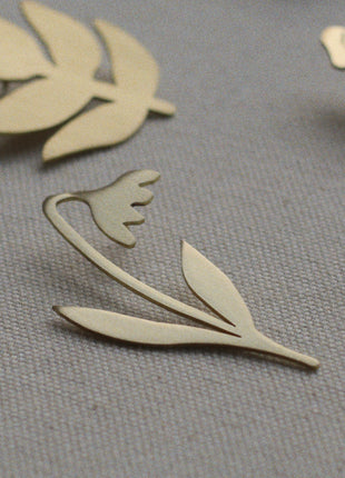 Follow The Magpie Brass Pin, The First Light